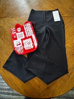 lululemon athletica Women's Black Pull On Wide-Leg Pants